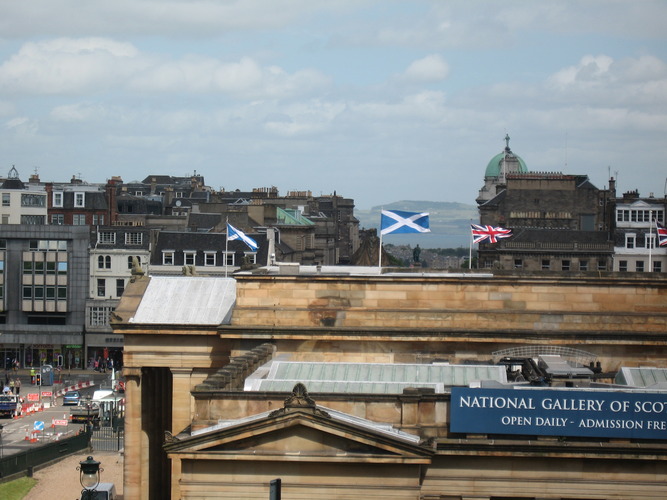 gal/Scotland_2010/Eliza/w20100707-113216_IX.jpg