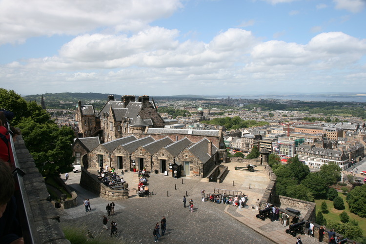 gal/Scotland_2010/Michael/w20100707-123755_EOS.jpg